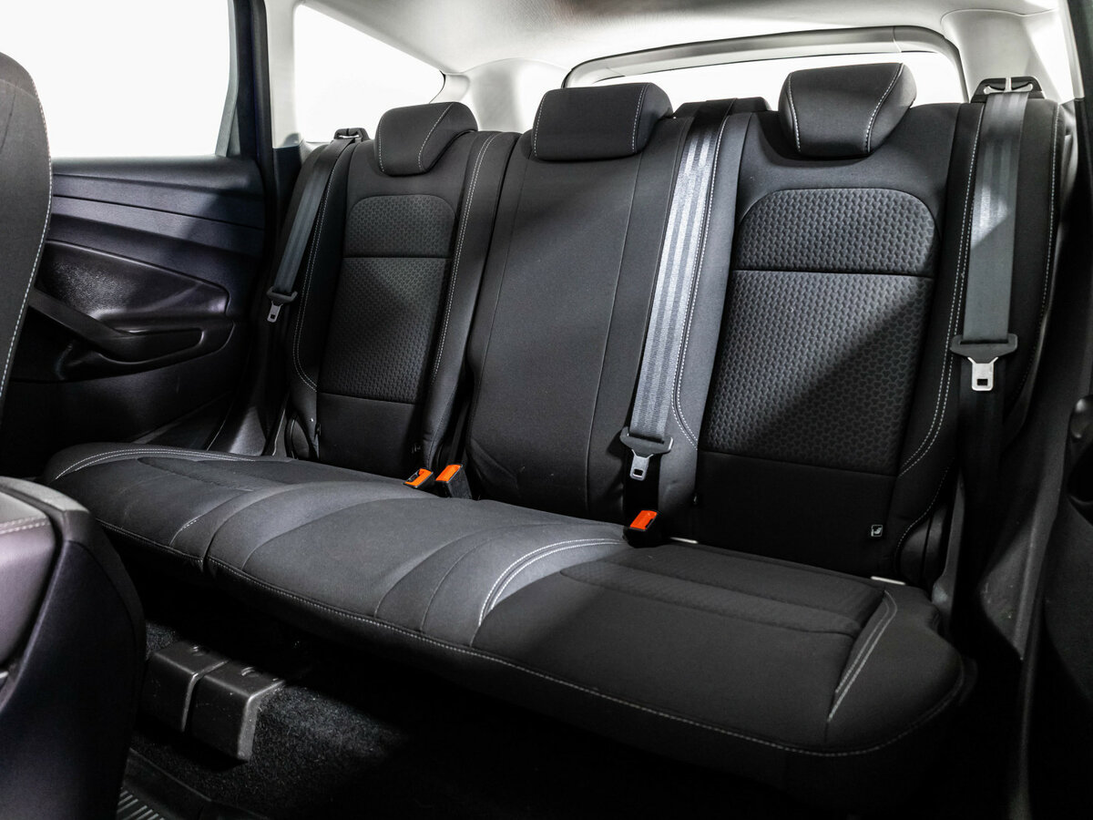 Б/У Форд Куга 2017 года. Фото: #14