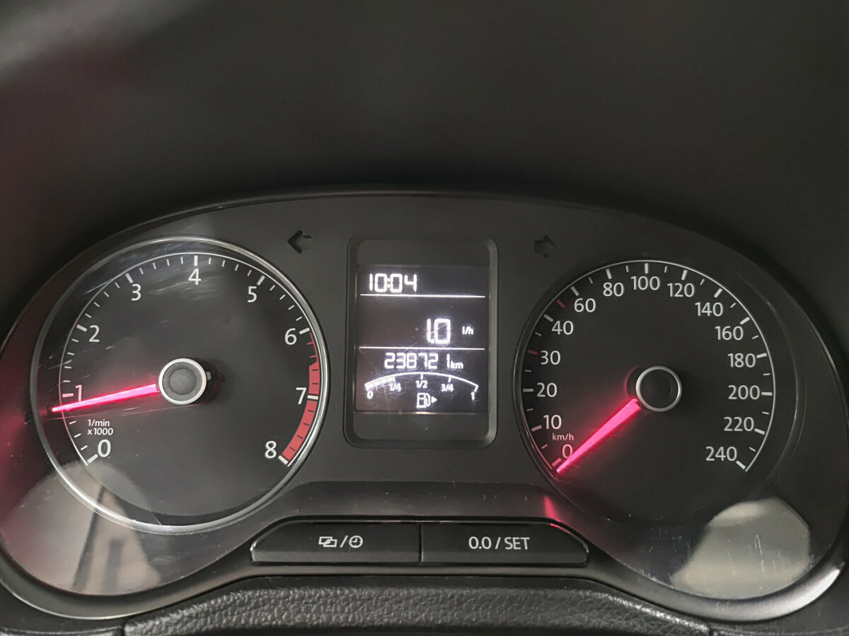 Б/У Фольксваген Поло 2017 года. Фото: #12