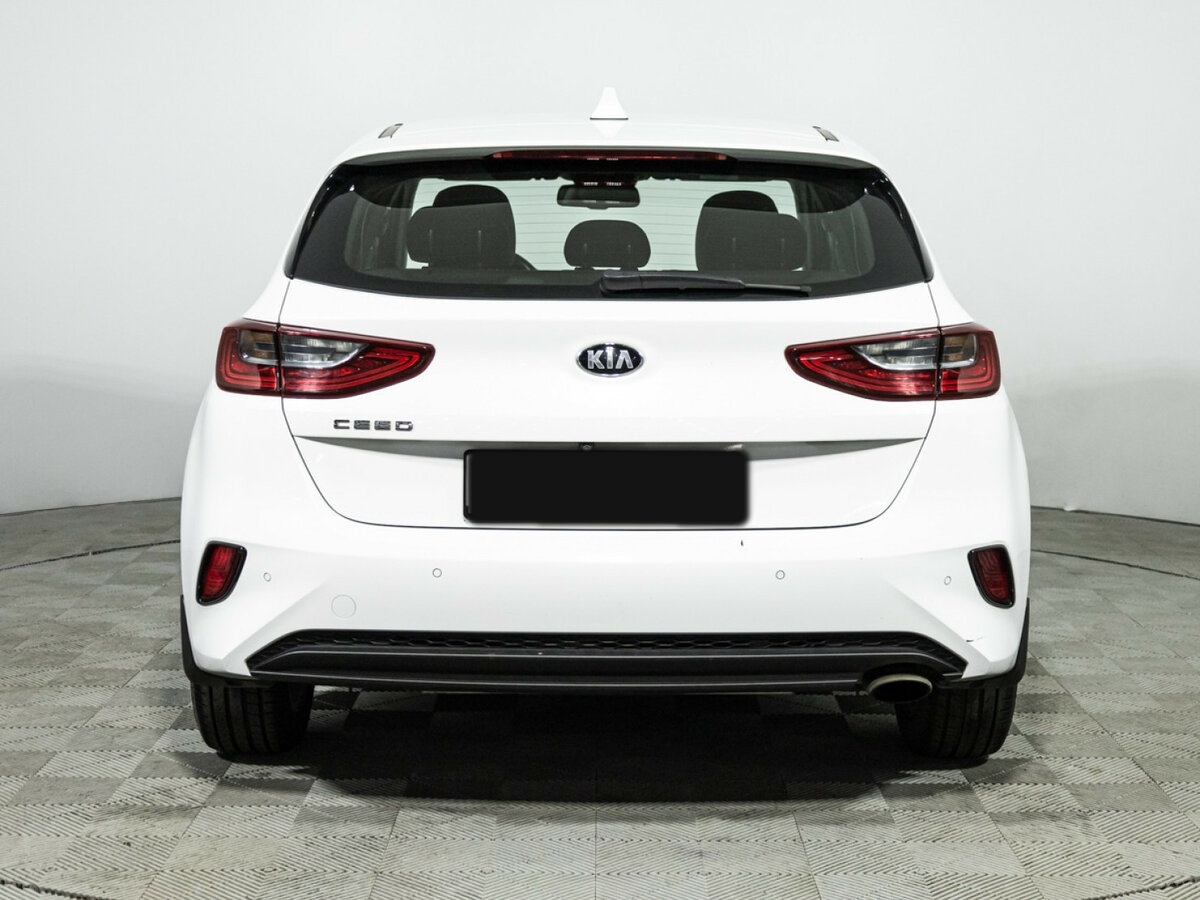 Kia Ceed 2019 года с пробегом. Фото: #5