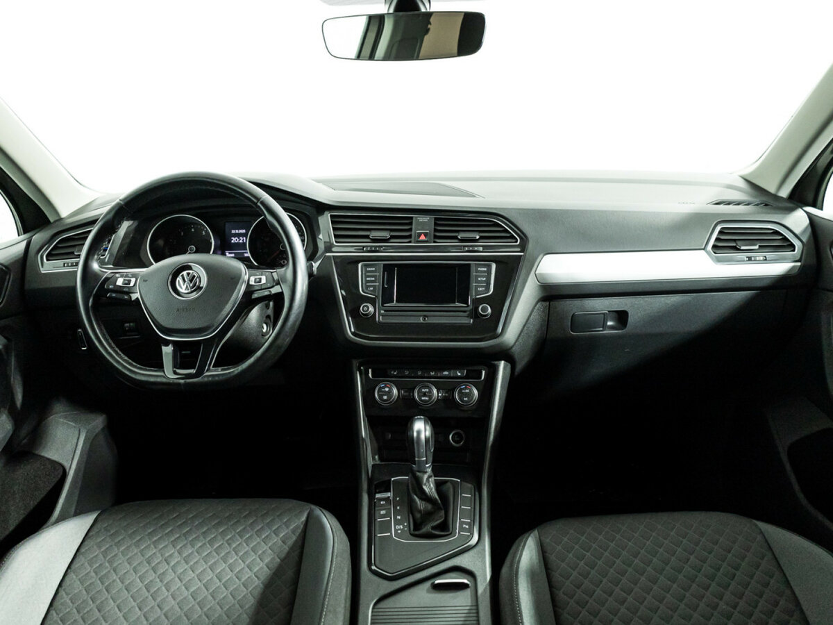 Б/У Фольксваген Тигуан 2017 года. Фото: #10