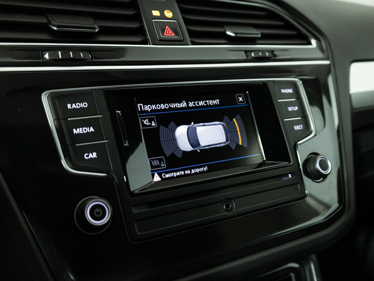 Б/У Фольксваген Тигуан 2017 года. Фото: #12