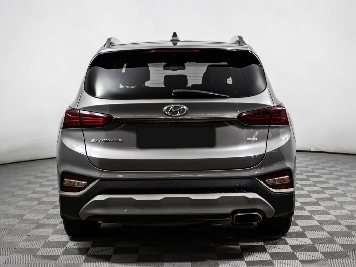Hyundai Santa Fe 2019 года с пробегом. Фото: #4