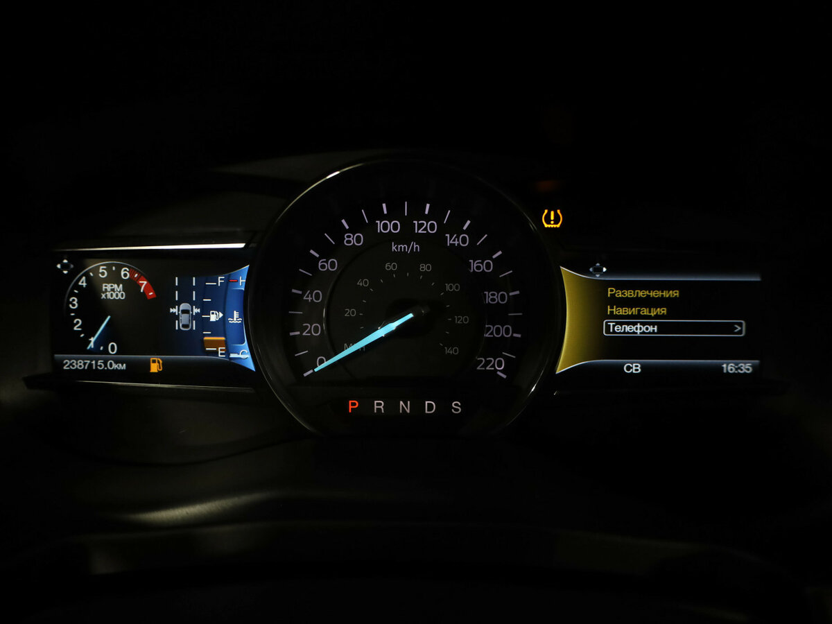 Ford Explorer 2015 года с пробегом. Фото: #10