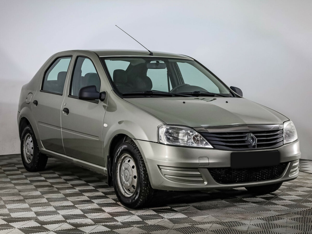 Б/У Рено Логан 2015 года. Фото: #2