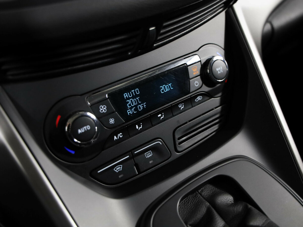 Б/У Форд Куга 2016 года. Фото: #9