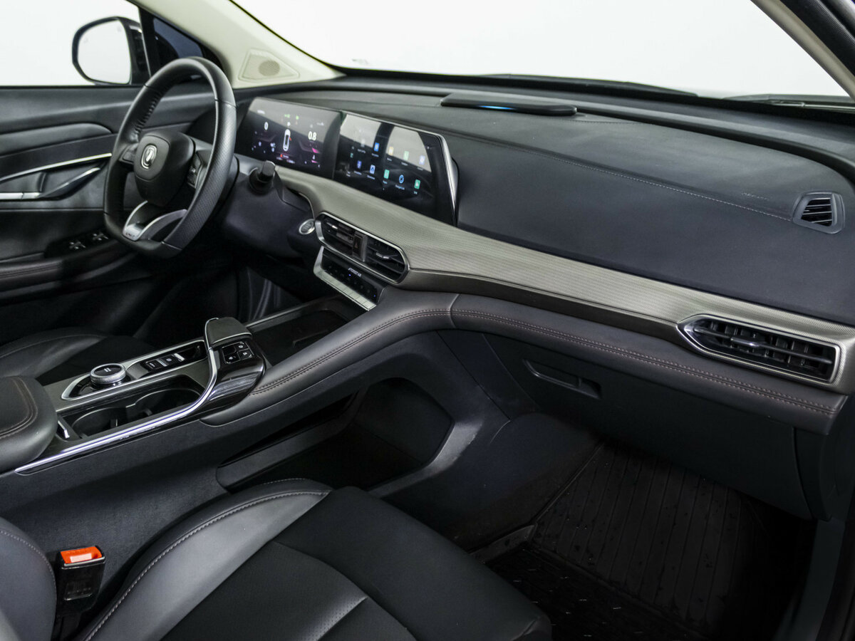 Changan UNI-T 2023 года с пробегом. Фото: #6