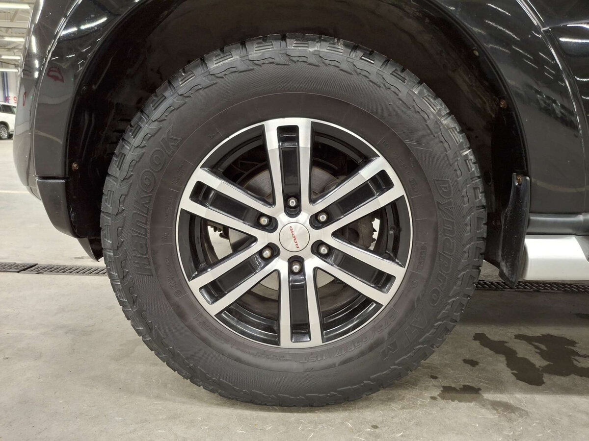 Б/У Митсубиши Паджеро 2012 года. Фото: #17