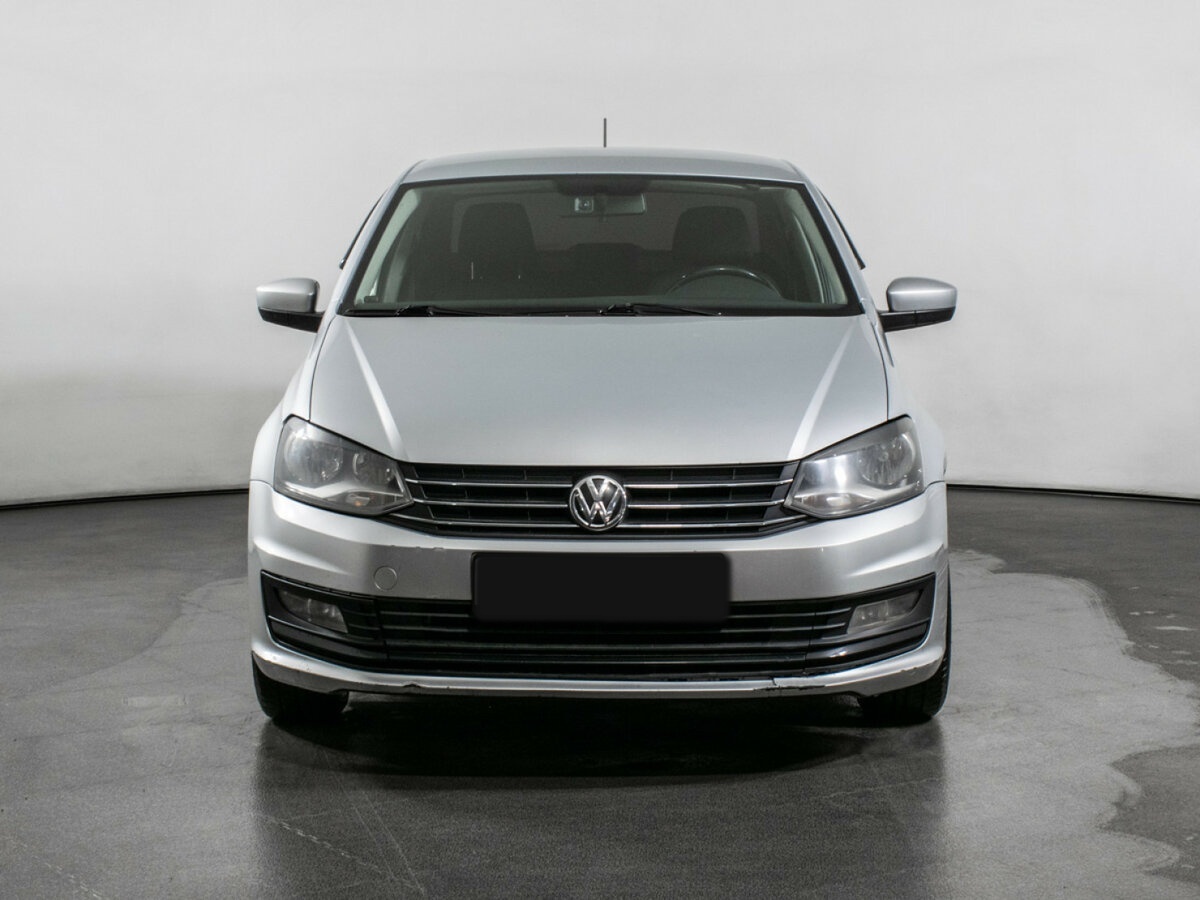 Б/У Фольксваген Поло 2016 года. Фото: #1