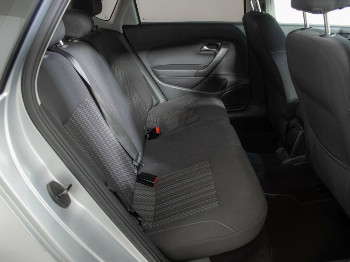 Б/У Фольксваген Поло 2016 года. Фото: #9