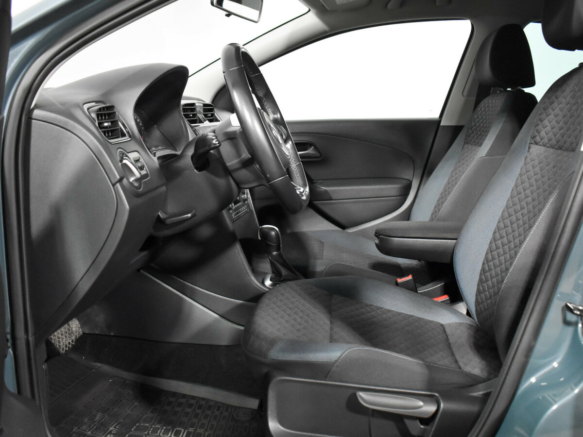 Б/У Фольксваген Поло 2019 года. Фото: #9