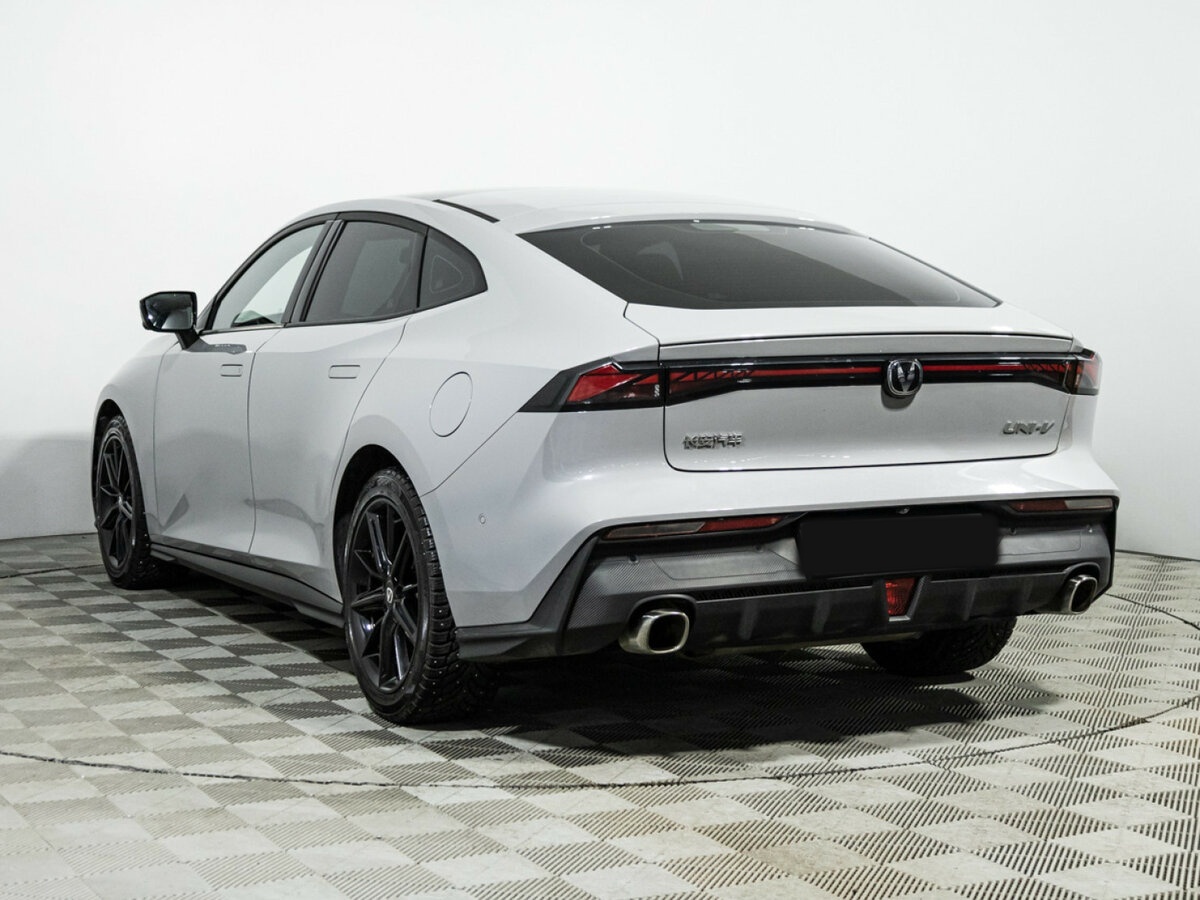 Б/У Чанган УНИ-В 2024 года. Фото: #6