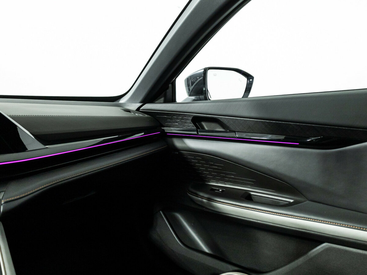 Б/У Чанган УНИ-В 2024 года. Фото: #17