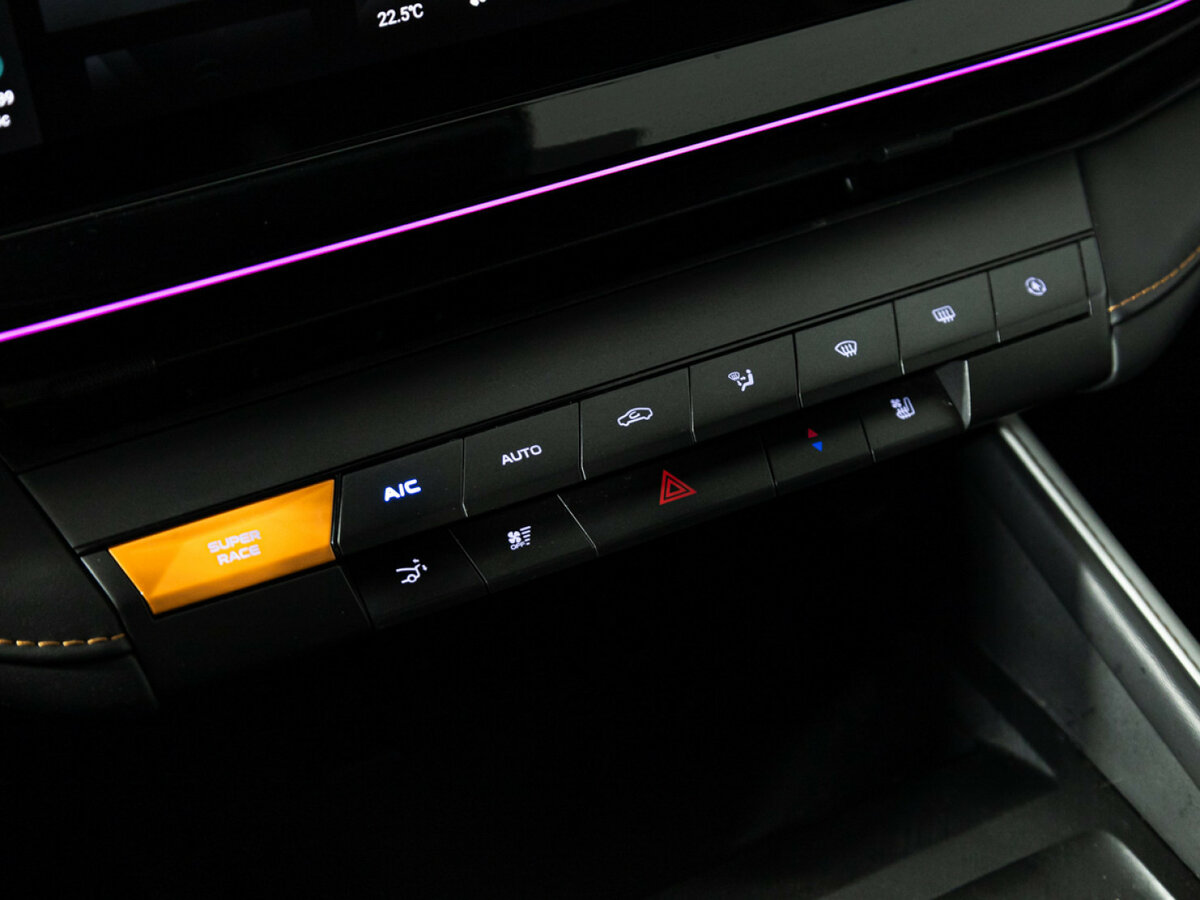 Б/У Чанган УНИ-В 2024 года. Фото: #18