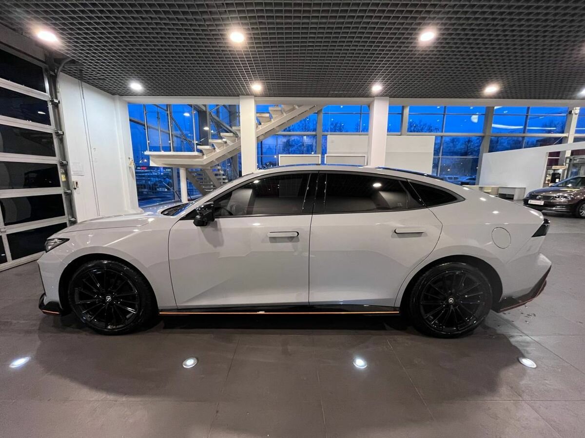 Changan UNI-V 2023 года с пробегом. Фото: #4