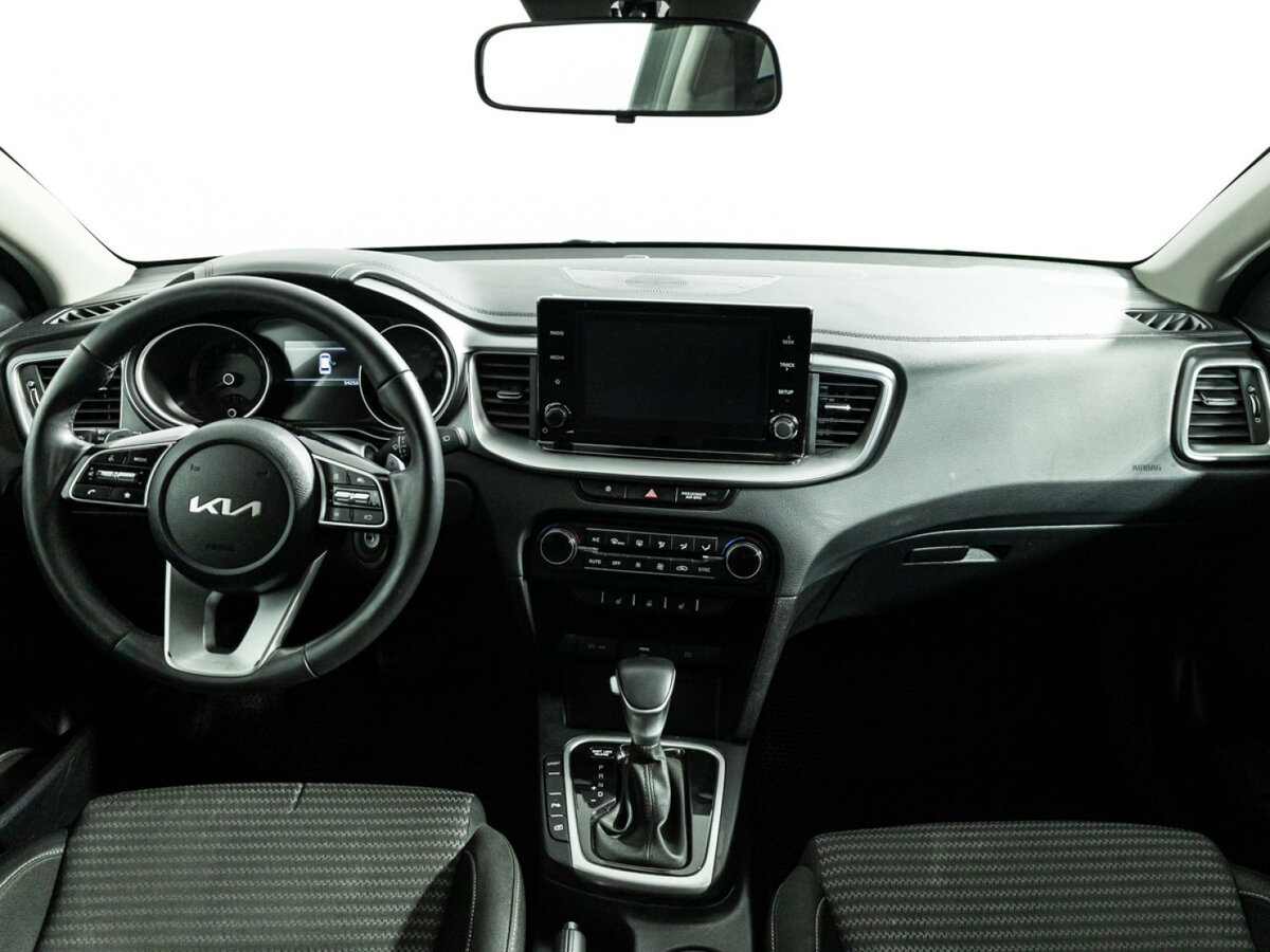 Б/У Киа Сид 2022 года. Фото: #12