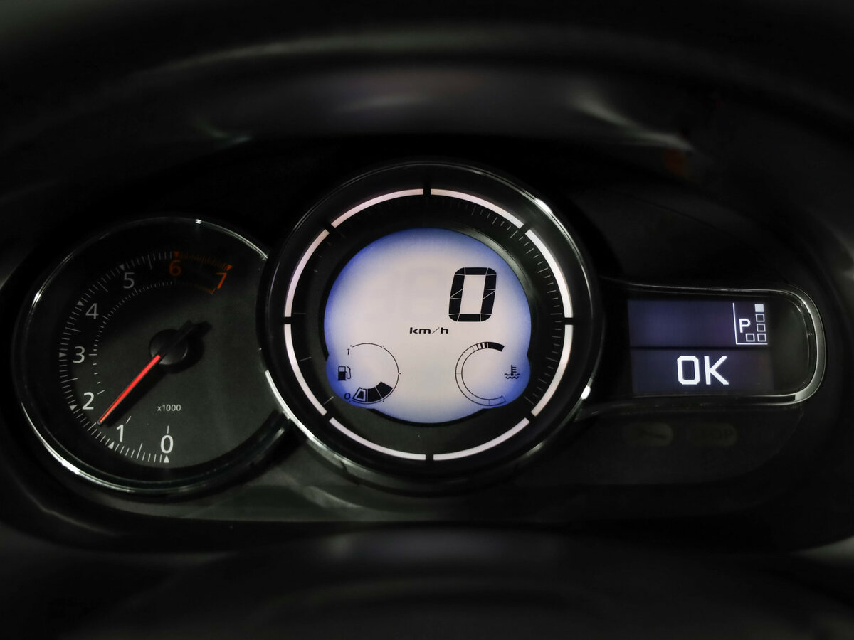 Б/У Рено Флюенс 2014 года. Фото: #9