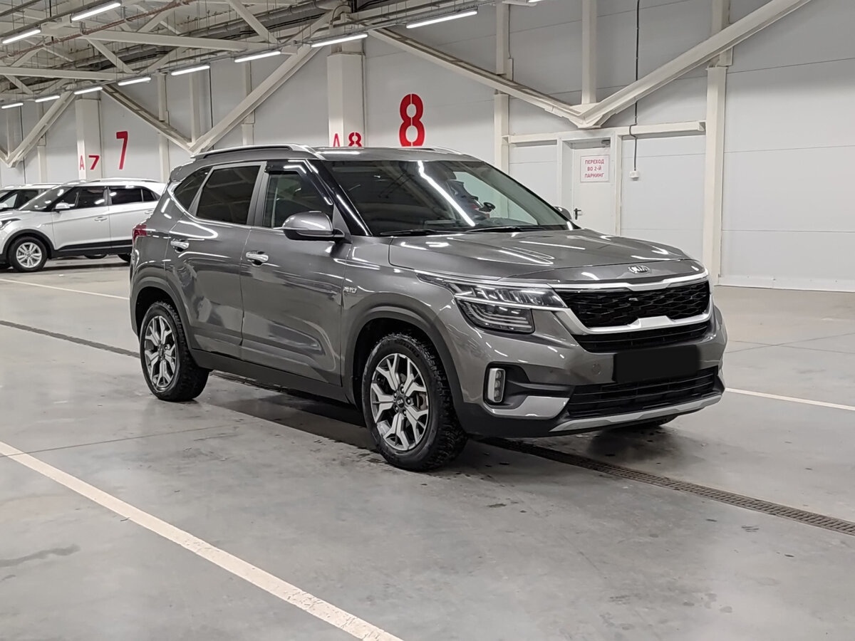 Б/У Киа Сельтос 2021 года. Фото: #2