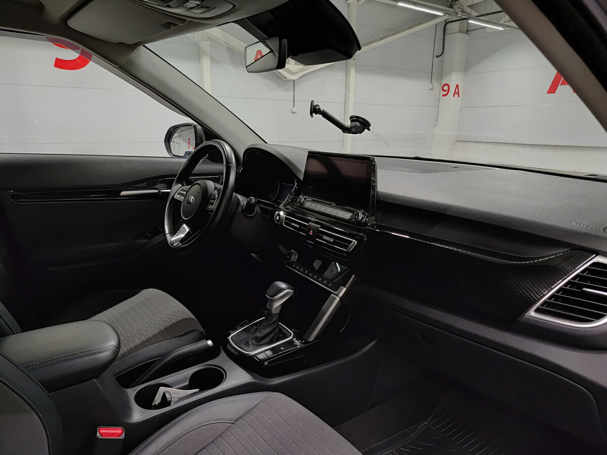 Б/У Киа Сельтос 2021 года. Фото: #10