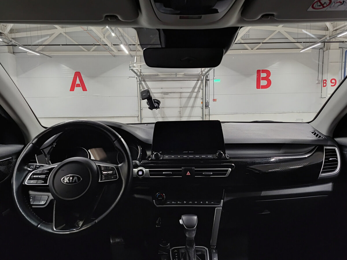 Б/У Киа Сельтос 2021 года. Фото: #13