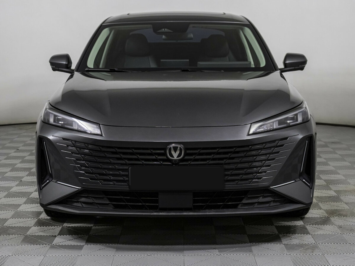 Changan Lamore 2023 года с пробегом. Фото: #1