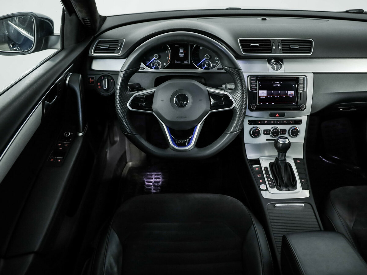 Б/У Фольксваген Пассат 2014 года. Фото: #10