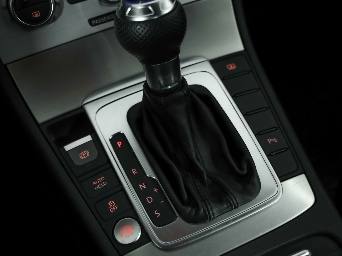 Б/У Фольксваген Пассат 2014 года. Фото: #19