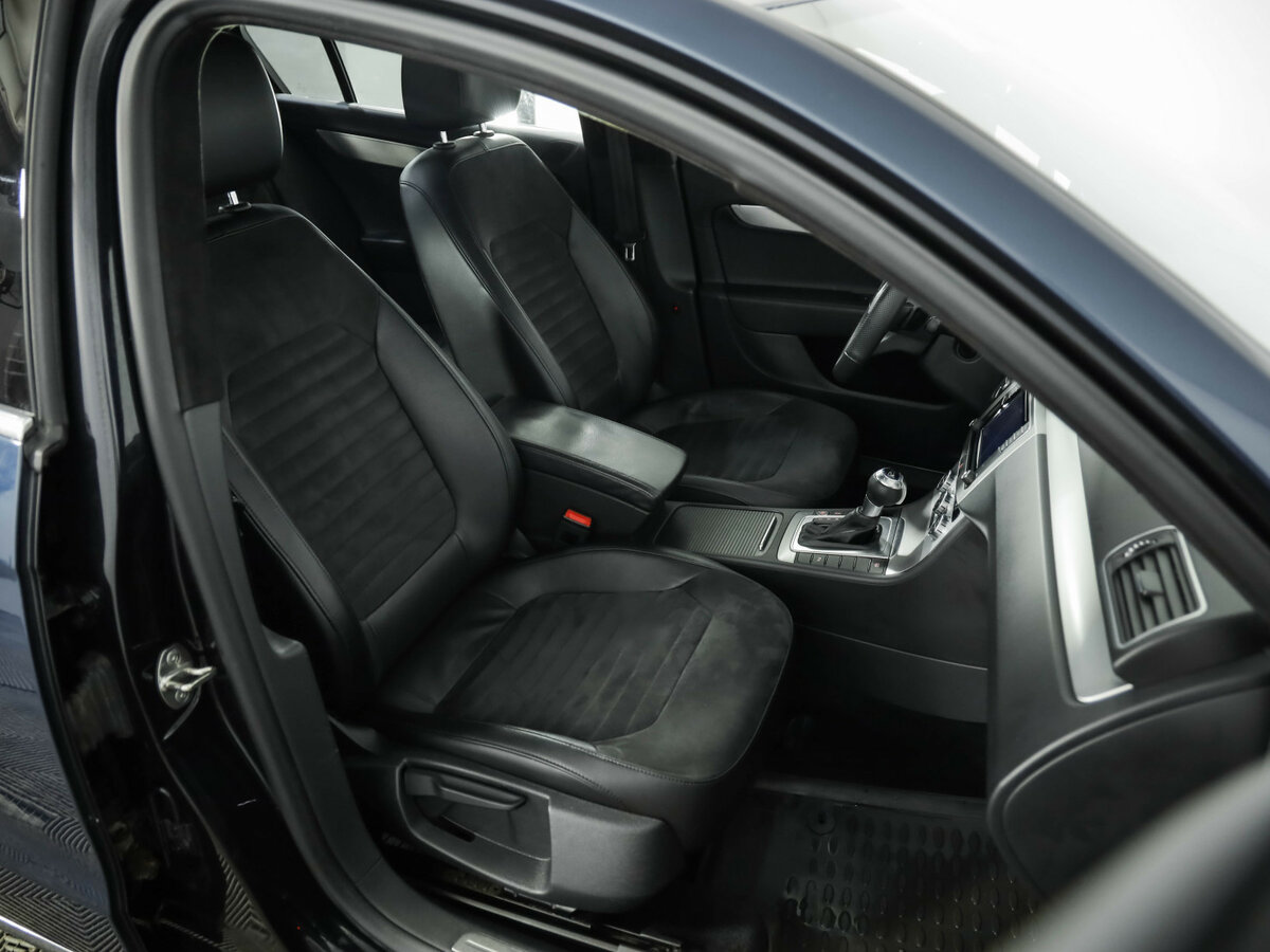 Б/У Фольксваген Пассат 2014 года. Фото: #27