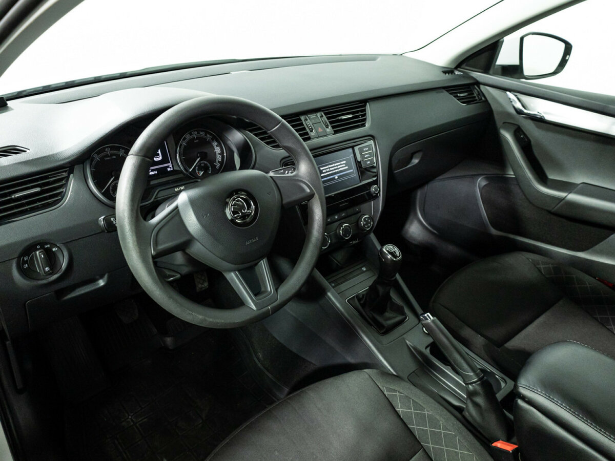 Skoda Octavia 2018 года с пробегом. Фото: #8