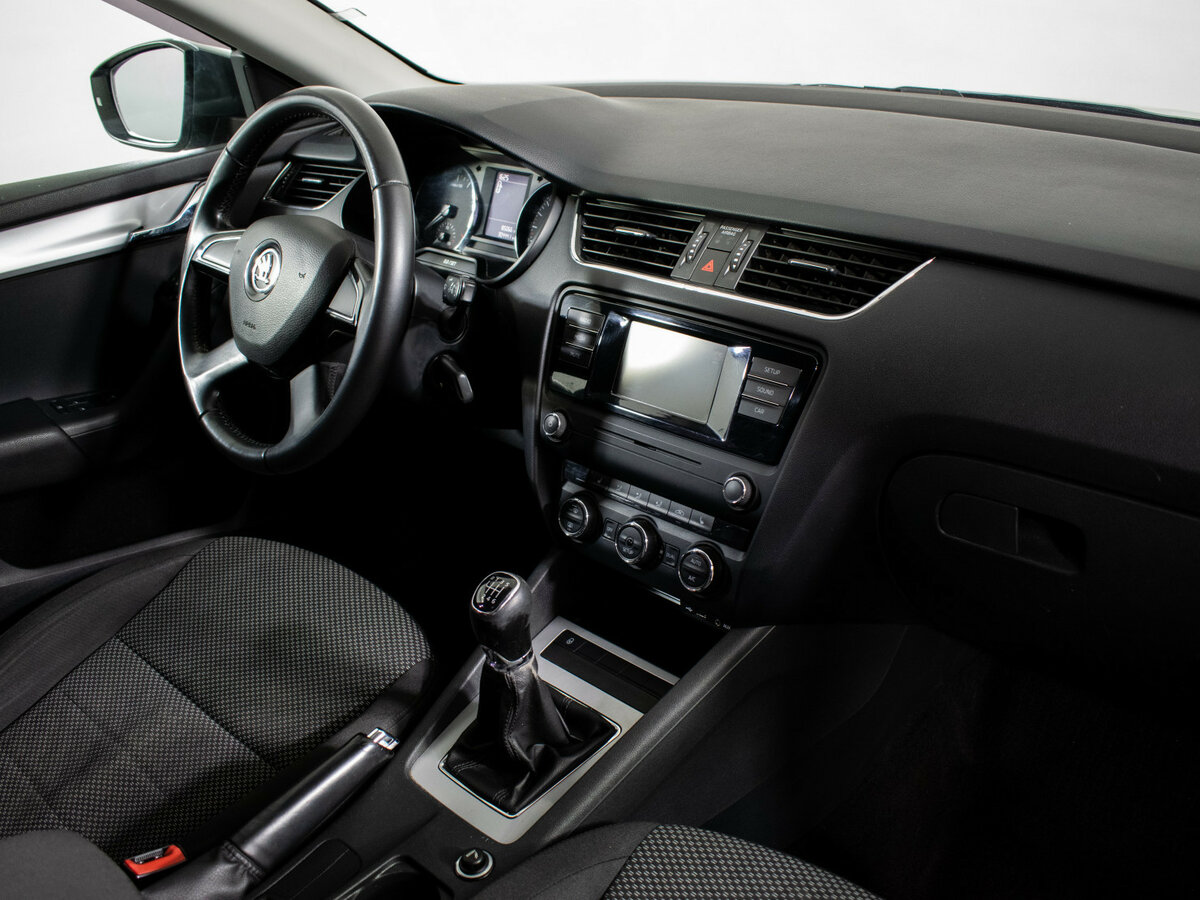 Б/У Шкода Октавия 2014 года. Фото: #7