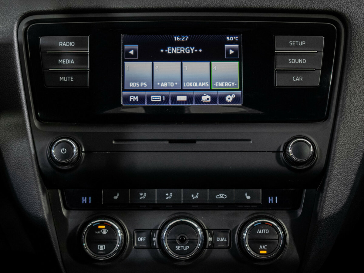 Б/У Шкода Октавия 2014 года. Фото: #10