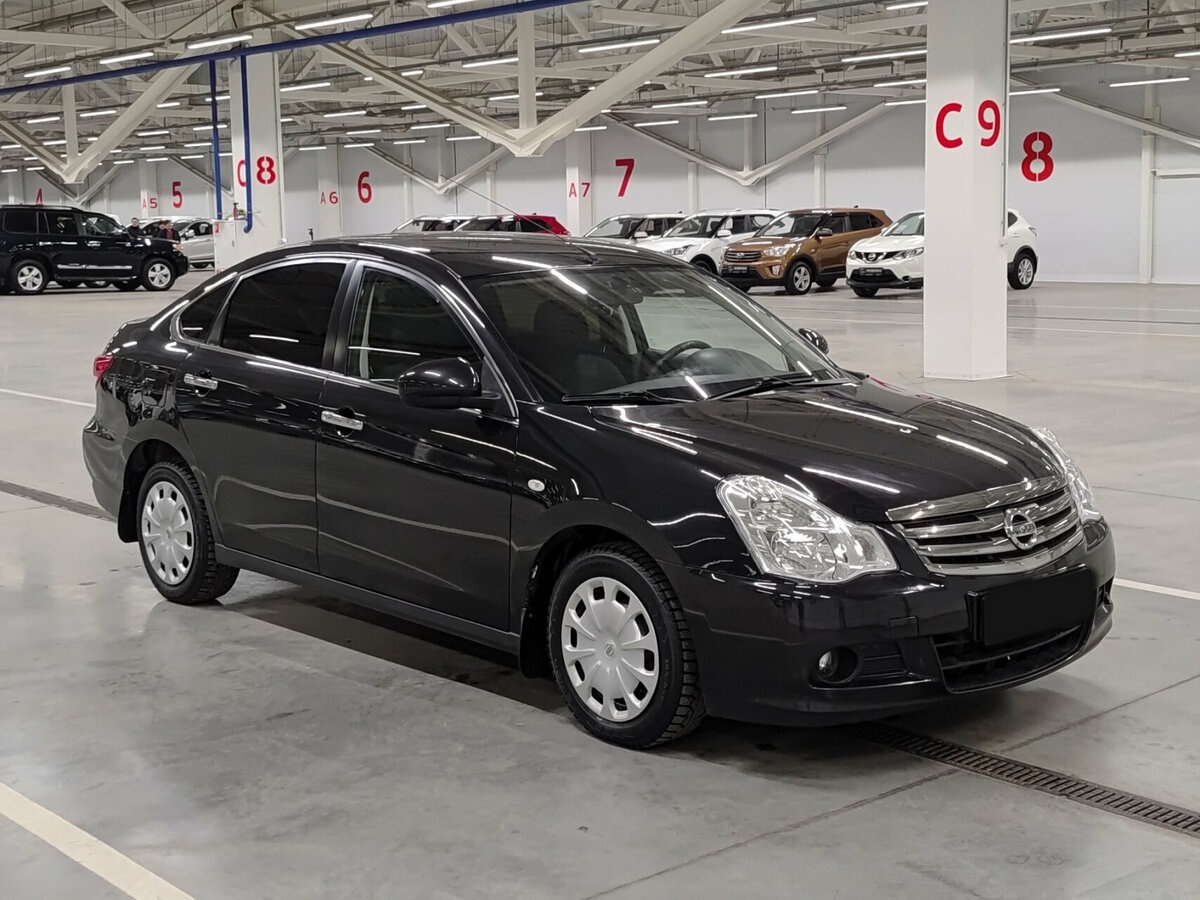 Б/У Ниссан Альмера 2015 года. Фото: #2