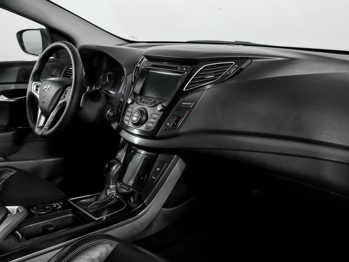 Б/У Хендай ай40 2014 года. Фото: #6