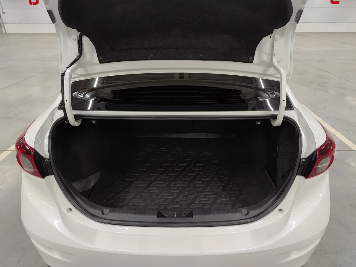 Mazda 3 2014 года с пробегом. Фото: #9