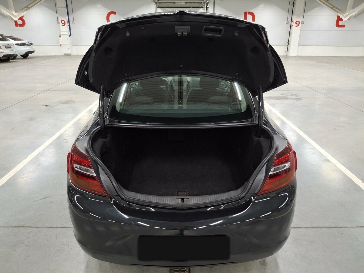 Opel Insignia 2013 года с пробегом. Фото: #9