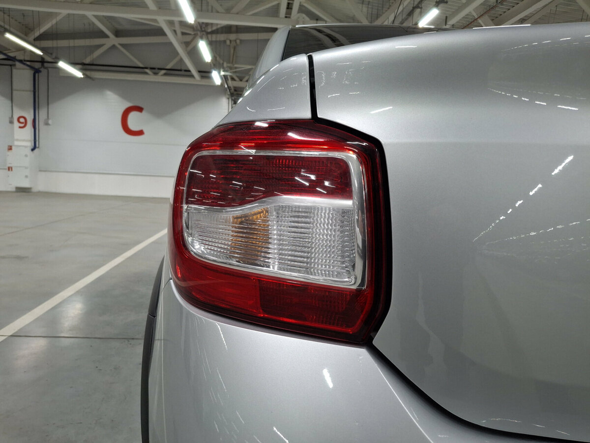 Б/У Рено Логан 2020 года. Фото: #8