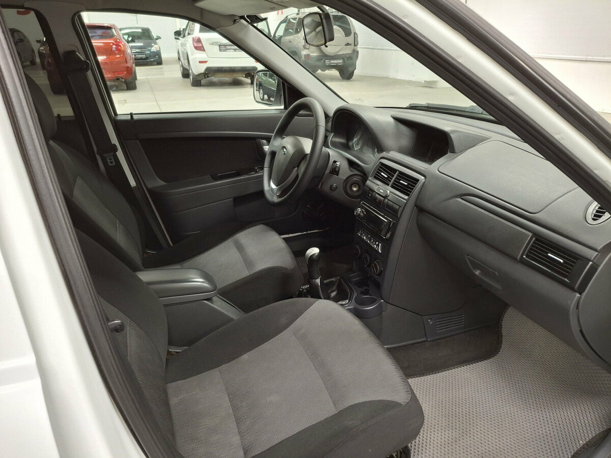 Lada (ВАЗ) Priora 2017 года с пробегом. Фото: #10