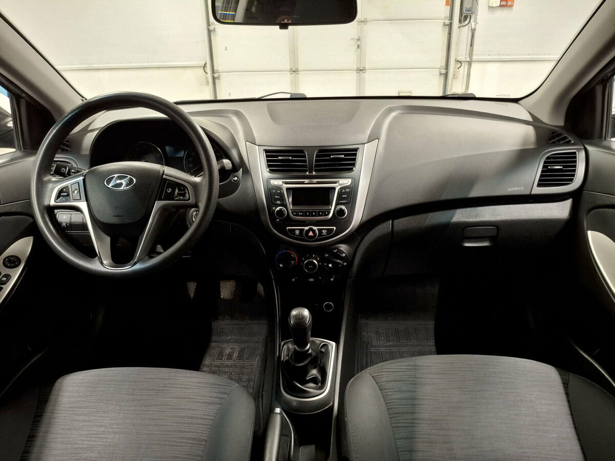 Б/У Хендай Солярис 2016 года. Фото: #13