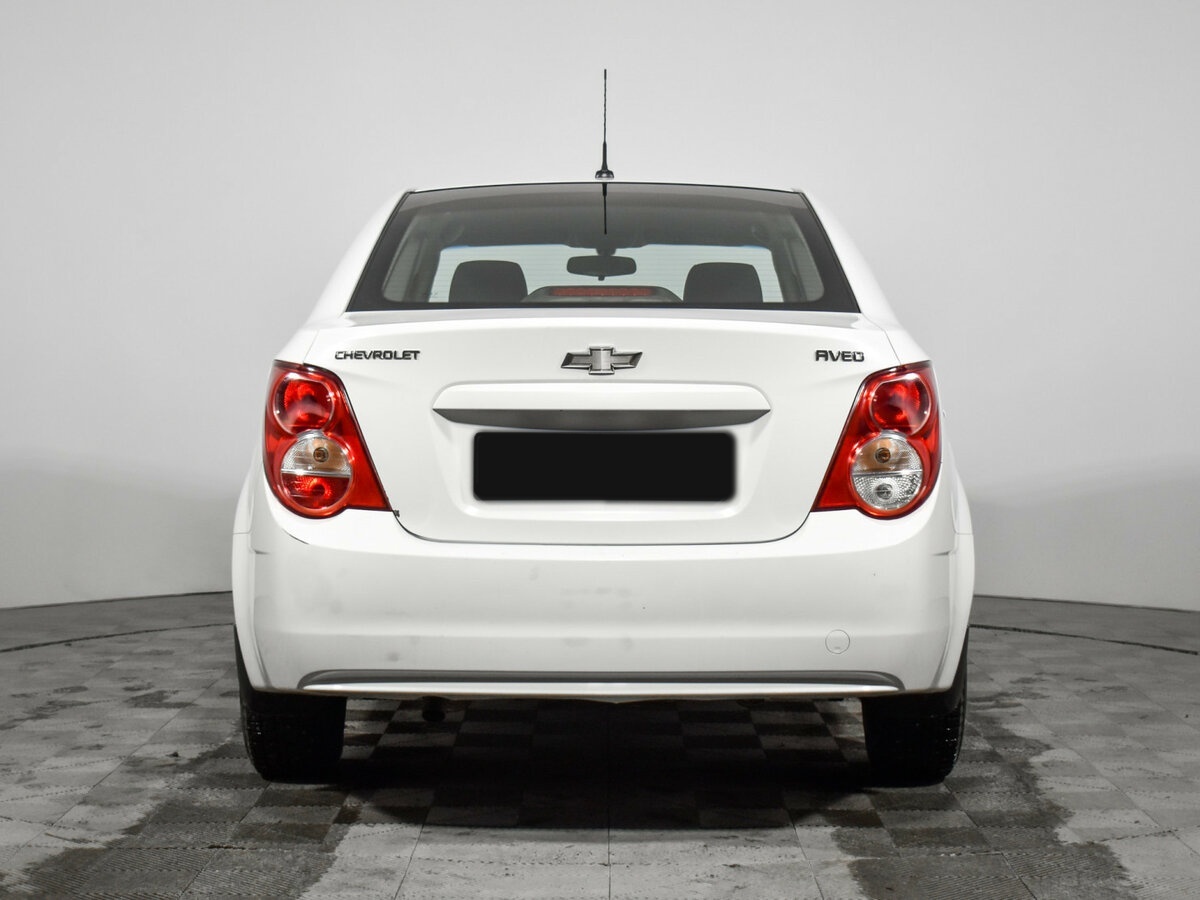 Chevrolet Aveo 2014 года с пробегом. Фото: #5