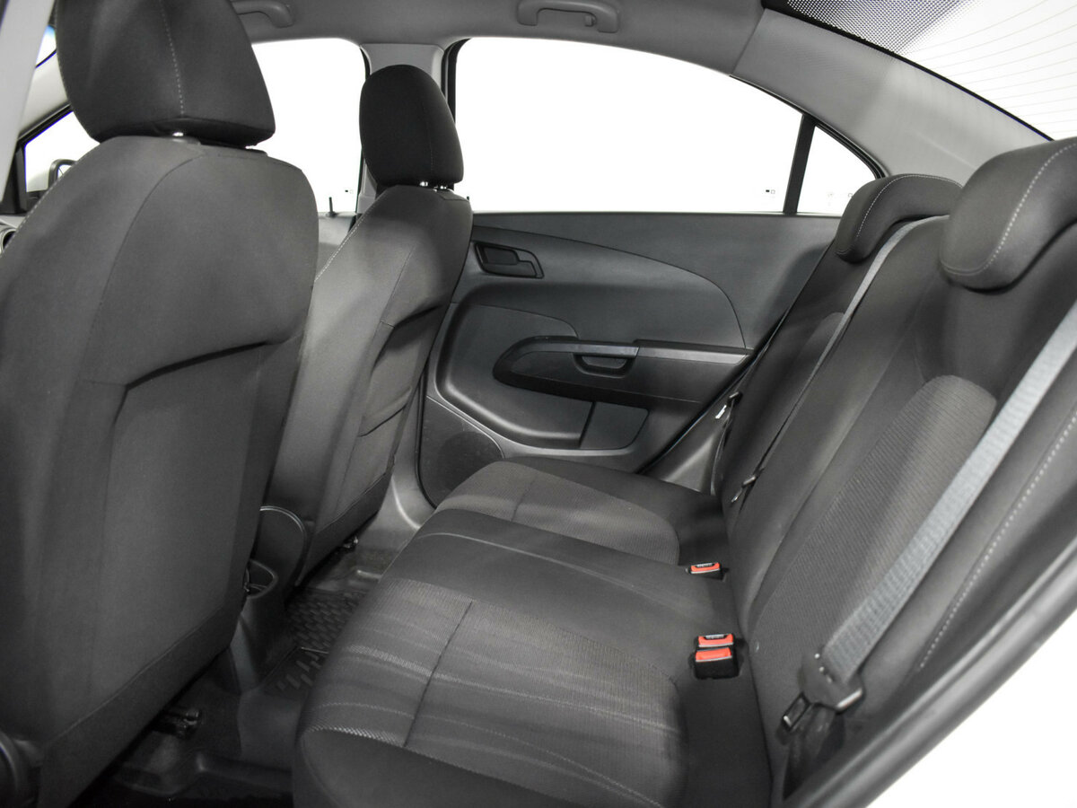 Chevrolet Aveo 2014 года с пробегом. Фото: #10